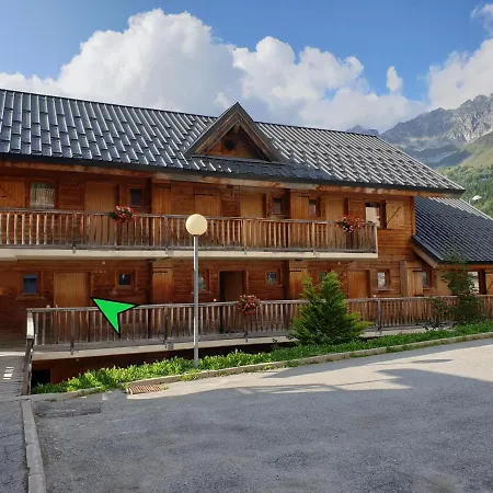 Vg5 Location Montagne A Francois Longchamps アパート